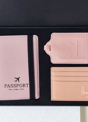 Pink travel companion set
